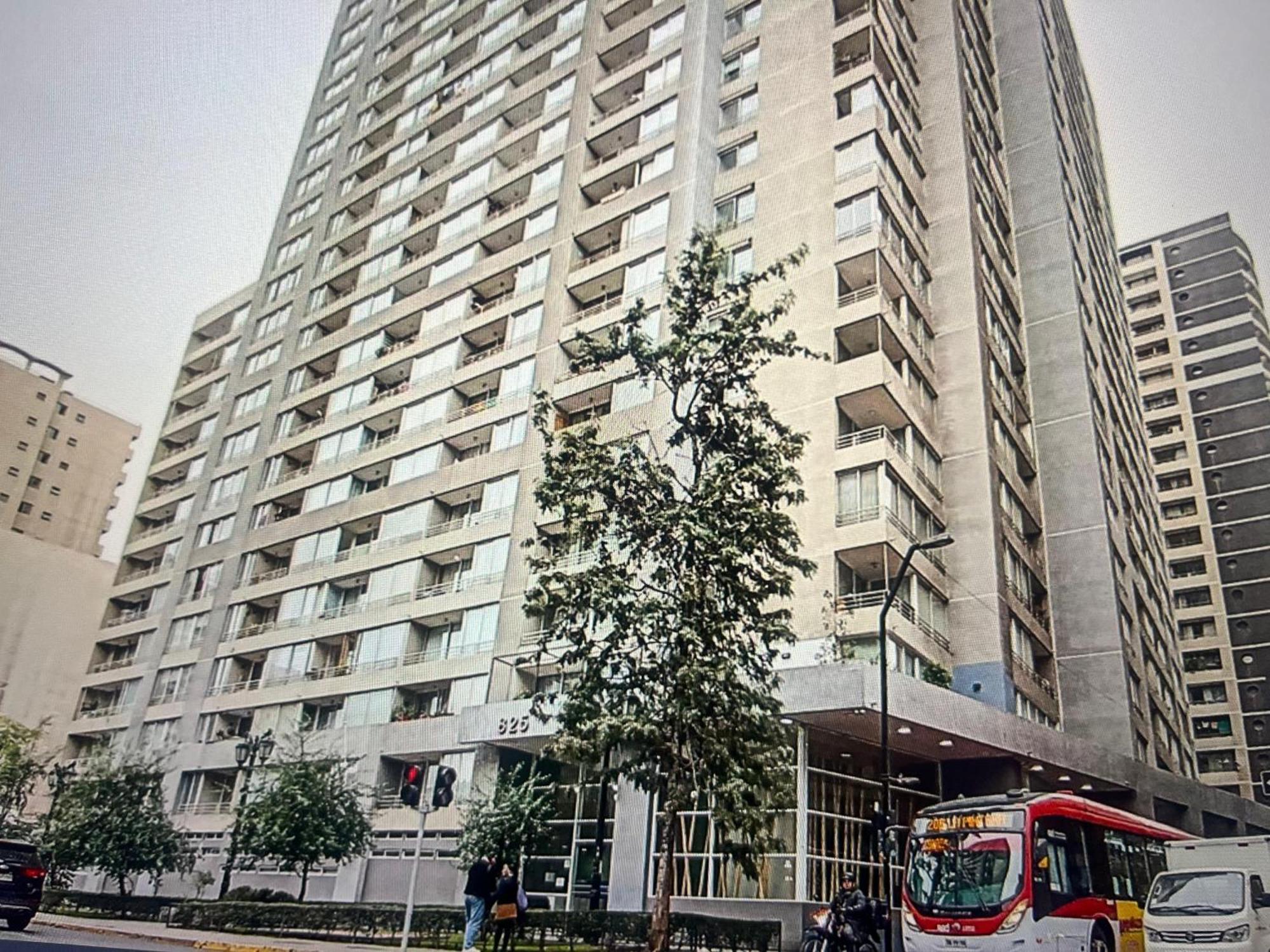 Cerca Movistar Arena Y A Pasos Del Metro Universidad De Chile Con Estacionamiento Santiago de Chile Zewnętrze zdjęcie